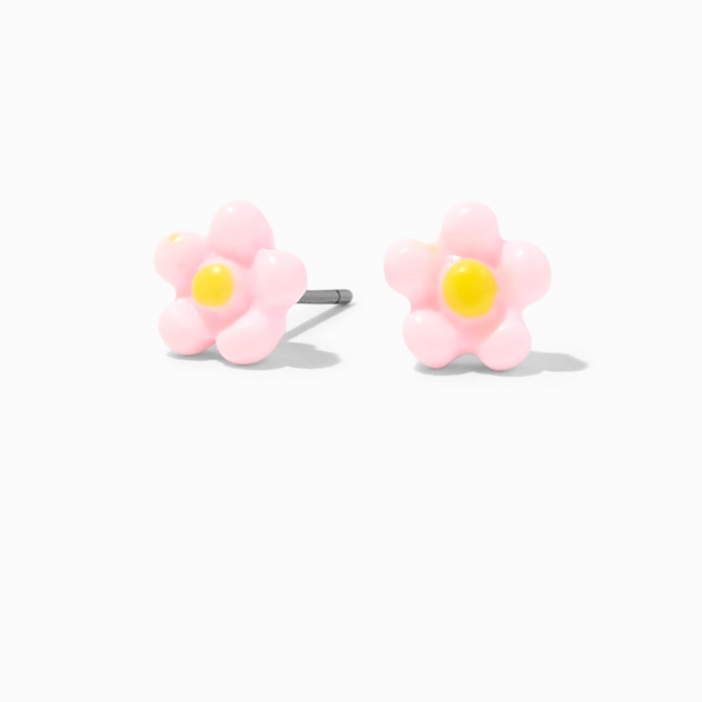 Daisy earrings 🌺🌺